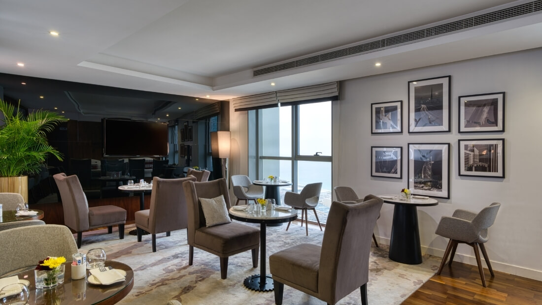 Club Room